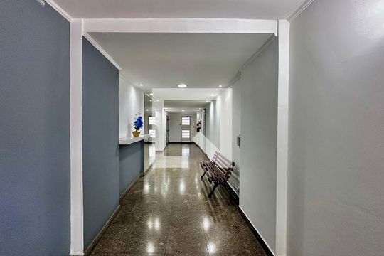 Área comum - Hall Social Bloco de apartamento à venda com 2 quartos, 49m² em Aeroporto, São Paulo