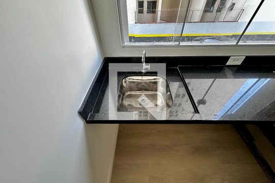 Área de Serviço de apartamento à venda com 2 quartos, 49m² em Aeroporto, São Paulo