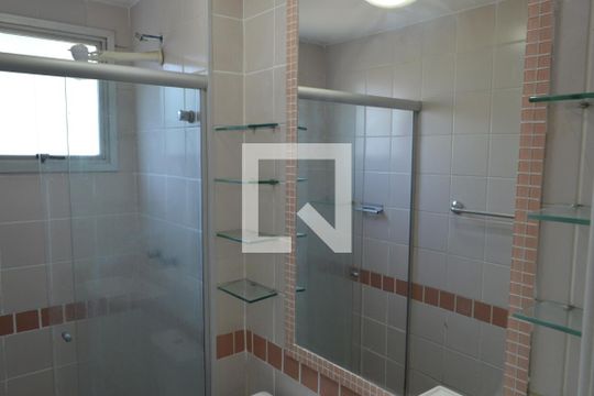 Banheiro de apartamento para alugar com 2 quartos, 51m² em Pechincha, Rio de Janeiro