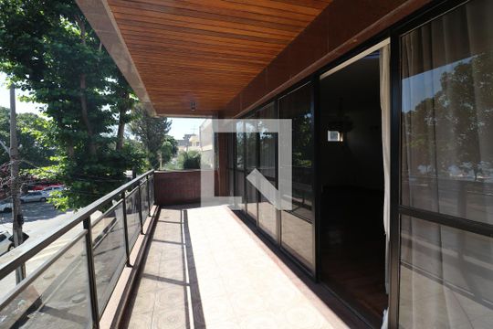 Área Externa de apartamento à venda com 4 quartos, 190m² em Portuguesa, Rio de Janeiro
