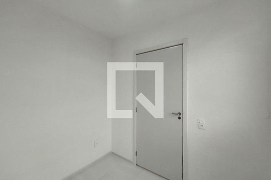 Quarto 2 de apartamento para alugar com 2 quartos, 33m² em Veleiros, São Paulo