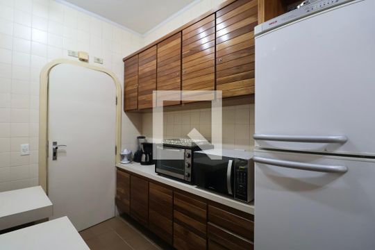 Cozinha de apartamento para alugar com 4 quartos, 217m² em Centro, Guarujá