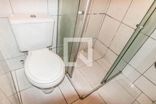 Banheiro de casa para alugar com 1 quarto, 58m² em Barreiras, Salvador