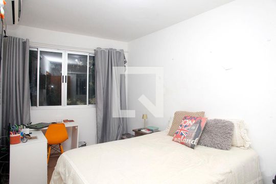 Quarto 1 de apartamento para alugar com 2 quartos, 56m² em Cidade Baixa, Porto Alegre
