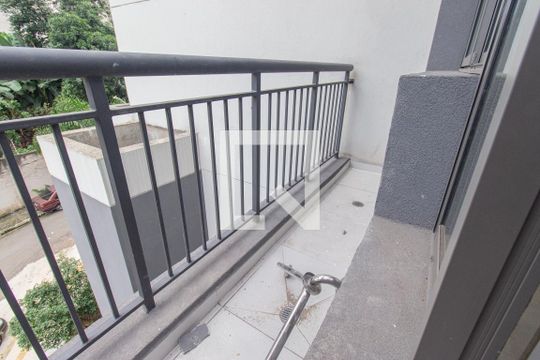 Varanda de kitnet/studio para alugar com 0 quarto, 29m² em Paraíso, São Paulo
