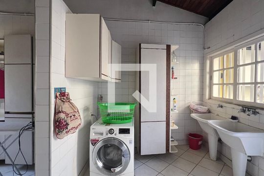 Área de Serviço de casa à venda com 5 quartos, 500m² em Sumaré, São Paulo