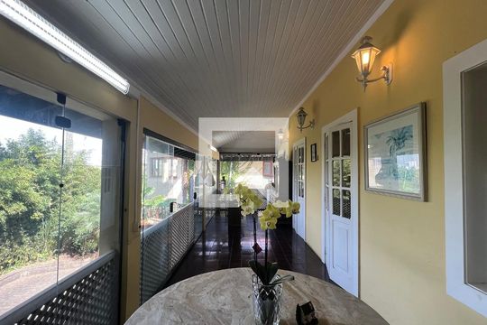 Terraço de casa à venda com 5 quartos, 500m² em Sumaré, São Paulo
