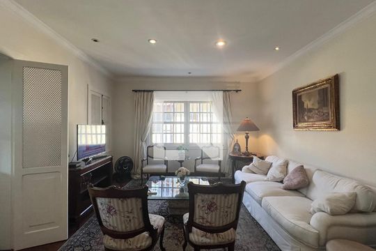 Casa à venda com 5 quartos, 500m² em Sumaré, São Paulo