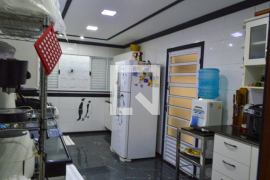 Cozinha de casa de condomínio para alugar com 4 quartos, 600m² em Pechincha, Rio de Janeiro