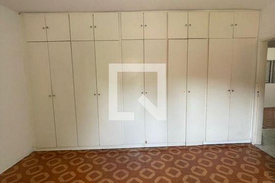 Quarto 3 de casa à venda com 4 quartos, 254m² em Jardim Belem, São Paulo