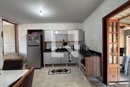 Cozinha de casa à venda com 2 quartos, 128m² em Santo Andre, São Leopoldo