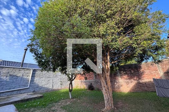 Quintal de casa à venda com 2 quartos, 128m² em Santo Andre, São Leopoldo
