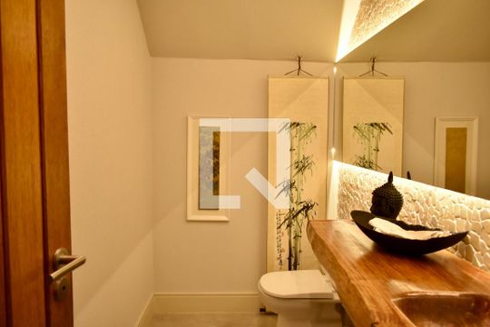 Lavabo de casa para alugar com 4 quartos, 290m² em Planalto Paulista, São Paulo