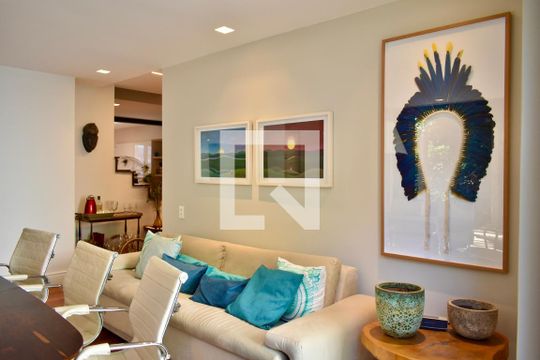 Sala 1 de casa à venda com 4 quartos, 290m² em Planalto Paulista, São Paulo