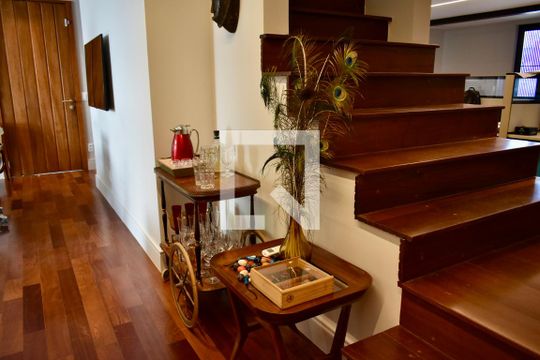 Detalhe de casa à venda com 4 quartos, 290m² em Planalto Paulista, São Paulo