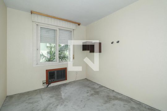 Quarto 2 de apartamento à venda com 2 quartos, 45m² em Agronomia, Porto Alegre
