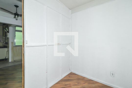 Quarto de apartamento à venda com 2 quartos, 45m² em Agronomia, Porto Alegre