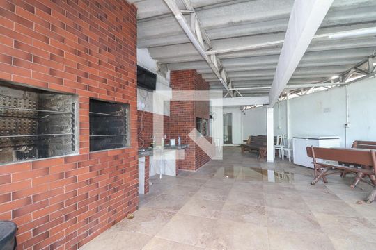 Área comum - Churrasqueira de apartamento à venda com 2 quartos, 45m² em Agronomia, Porto Alegre