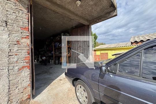 Quintal de casa à venda com 2 quartos, 80m² em Scharlau, São Leopoldo