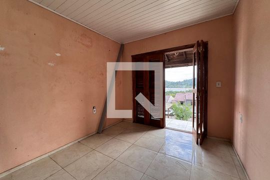 Sala de casa à venda com 2 quartos, 80m² em Scharlau, São Leopoldo