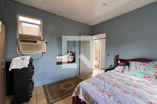Quarto  de casa à venda com 2 quartos, 80m² em Scharlau, São Leopoldo