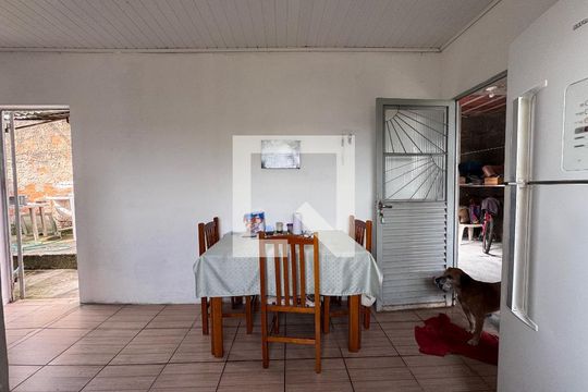 Cozinha de casa à venda com 2 quartos, 80m² em Scharlau, São Leopoldo