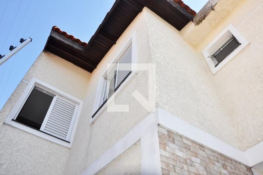 Detalhe - Fachada do Corredor Externo de casa à venda com 4 quartos, 180m² em Vila Bancaria Munhoz, São Paulo