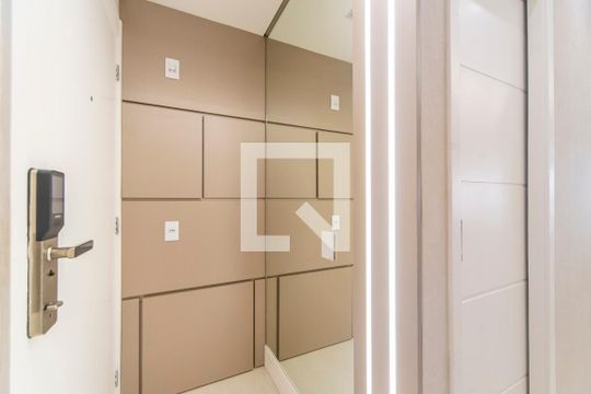 Hall de entrada de apartamento para alugar com 3 quartos, 112m² em Vila Gilda, Santo André