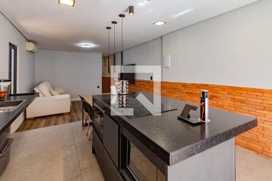 Sala/Cozinha de casa à venda com 2 quartos, 170m² em Menino Deus, Porto Alegre