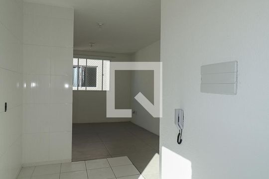 Cozinha de apartamento à venda com 2 quartos, 46m² em Sarandi, Porto Alegre