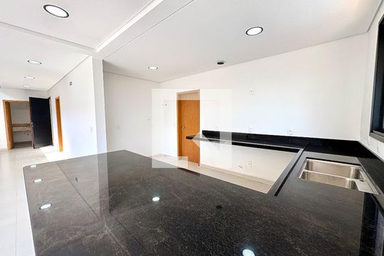 Cozinha de casa de condomínio à venda com 4 quartos, 280m² em Jardim Ermida I, Jundiaí