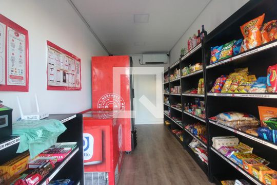 Área comum - Mercadinho de apartamento à venda com 2 quartos, 49m² em Quitaúna, Osasco