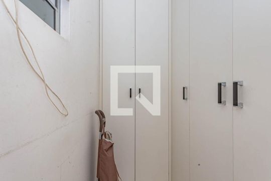 Área de Serviços de apartamento para alugar com 3 quartos, 90m² em Aclimação, São Paulo