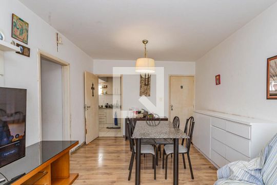 Sala de apartamento à venda com 3 quartos, 90m² em Aclimação, São Paulo