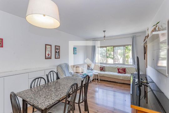 Sala de apartamento para alugar com 3 quartos, 90m² em Aclimação, São Paulo
