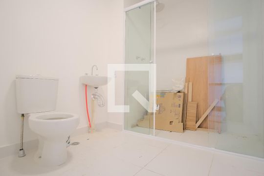 Banheiro Social de kitnet/studio para alugar com 1 quarto, 28m² em Vila Aricanduva, São Paulo