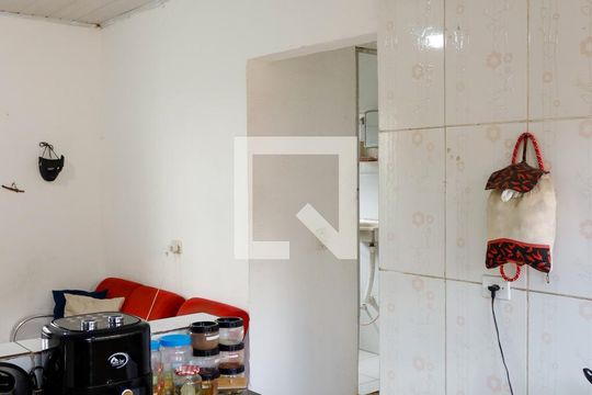 Cozinha de casa para alugar com 1 quarto, 170m² em Veloso, Osasco