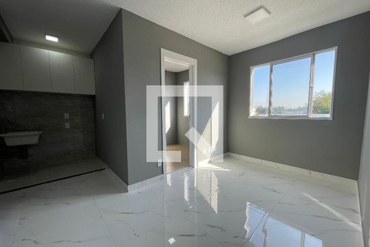 Sala de apartamento para alugar com 2 quartos, 37m² em Jaguaré, São Paulo