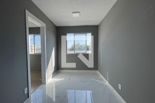 Sala de apartamento para alugar com 2 quartos, 37m² em Jaguaré, São Paulo