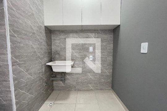 Área de Serviço de apartamento para alugar com 2 quartos, 37m² em Jaguaré, São Paulo