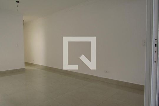 Sala de casa à venda com 3 quartos, 145m² em Bussocaba, Osasco