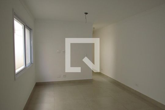 Sala de casa à venda com 3 quartos, 145m² em Bussocaba, Osasco