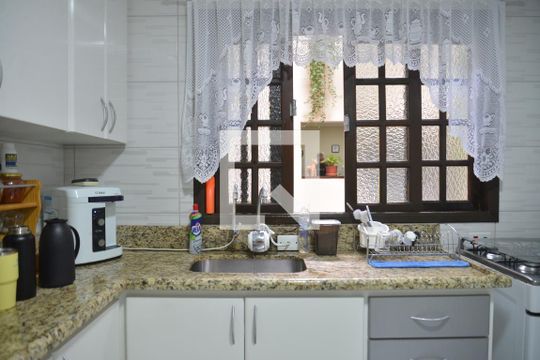 Cozinha de casa à venda com 4 quartos, 267m² em Parque Oratório, Santo André