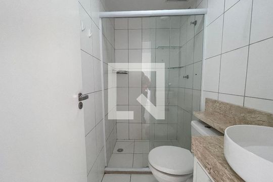 Banheiro Social de apartamento para alugar com 2 quartos, 48m² em Vila Butantã, São Paulo