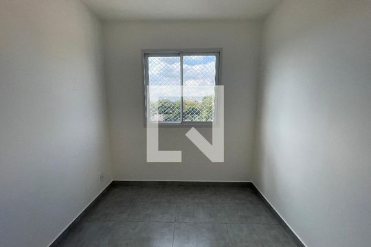 Quarto 1 de apartamento para alugar com 2 quartos, 48m² em Vila Butantã, São Paulo