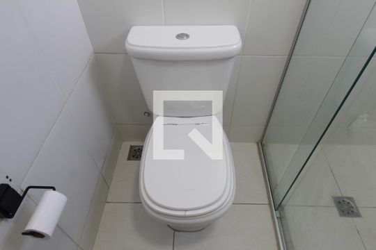 Banheiro da Suite de apartamento para alugar com 2 quartos, 60m² em Castelo, Belo Horizonte