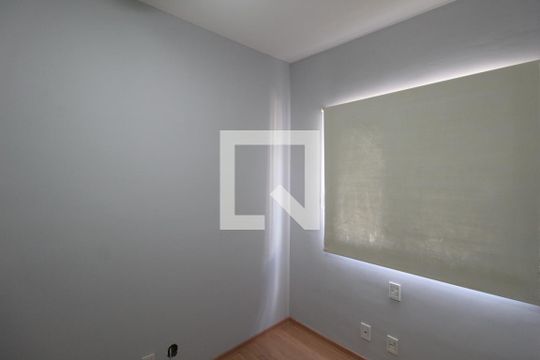 Quarto de apartamento para alugar com 2 quartos, 60m² em Castelo, Belo Horizonte