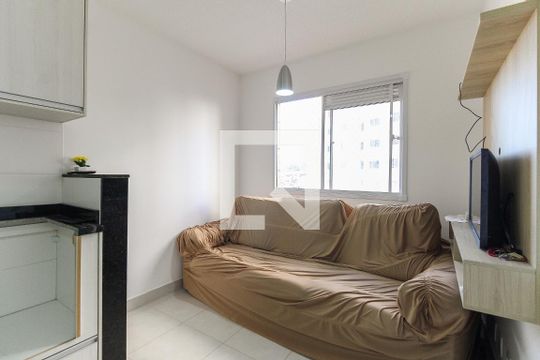 Apartamento para alugar com 2 quartos, 32m² em Colônia (zona Leste), São Paulo