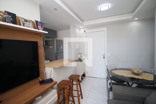 Sala de apartamento à venda com 2 quartos, 47m² em Irajá, Rio de Janeiro