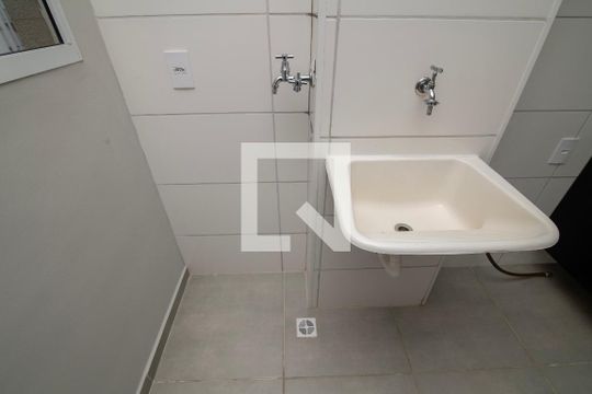 Área de Serviço de apartamento para alugar com 2 quartos, 52m² em Jardim Sao Sebastiao, Hortolândia